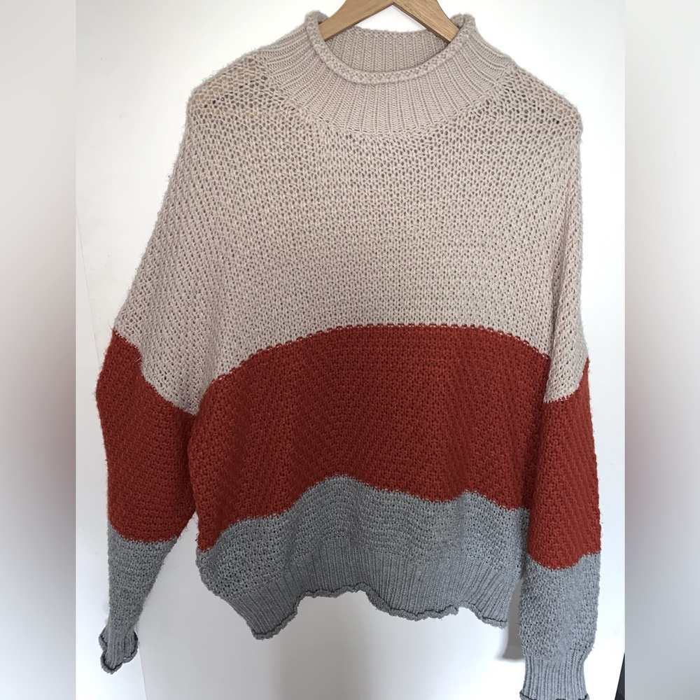 Cozy knit color block sweater. Oversized. SizeXL